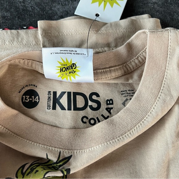 NWT Cotton On Kids Grinch T-Shirt - Picture 10 of 12